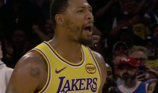 开云体育APP-斯马特：队友们无比信任彼此，本场胜利对准备季后赛意义重大